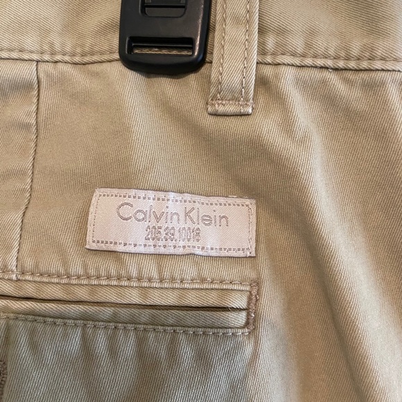 Calvin Klein Khaki Men’s Pants Size 32/30 - Picture 2 of 5